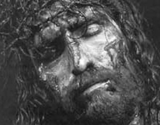 "Страсти Христовы": кино не заменит литургию